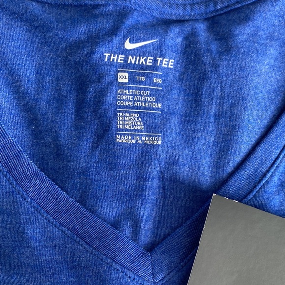 Nike Women's V-Neck Athletic Cut Triple-Blend Tee XXL - Picture 5 of 5